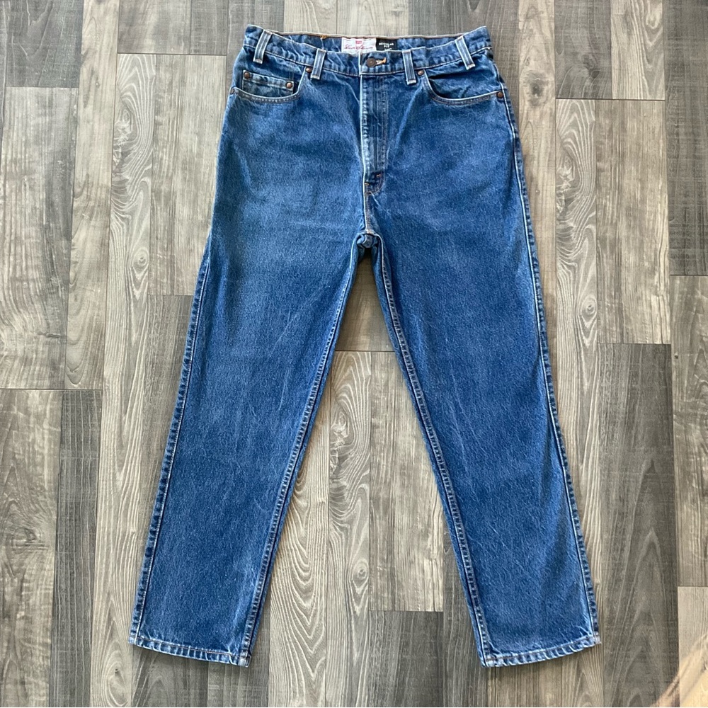 VTG Levi’s 530 Regular Fit Jeans Brown Tab USA
Men’s 36x29 
Actual 34x30
Blue - Picture 2 of 11